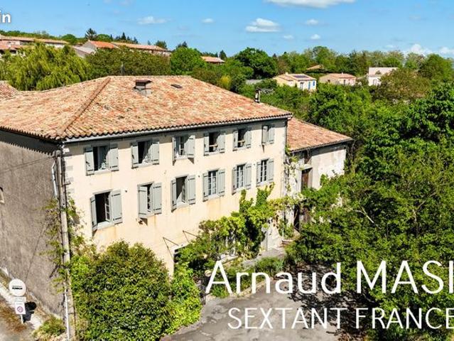 Maison 9 pièces 290 m²