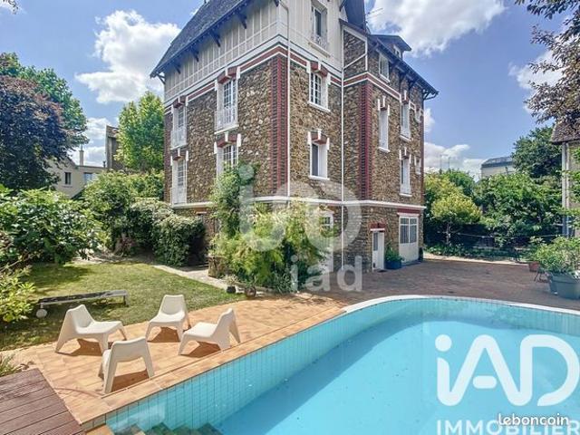 Maison 9 pièces 290 m²