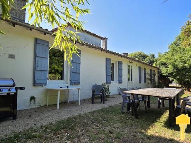 Maison 9 pièces 290 m²