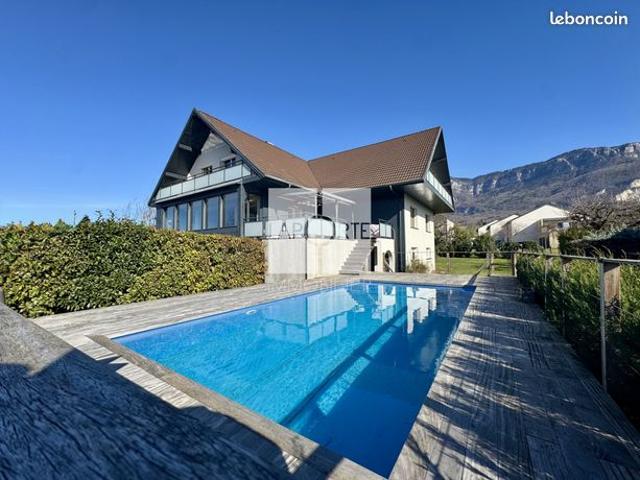 Maison 9 pièces 292 m²