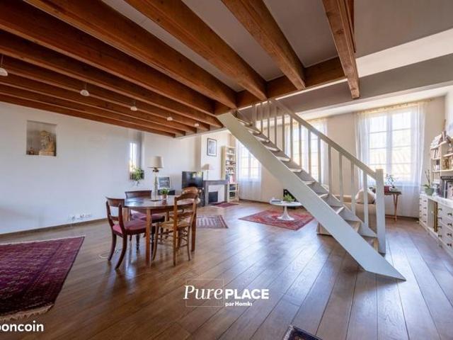 Maison 9 pièces 292 m²