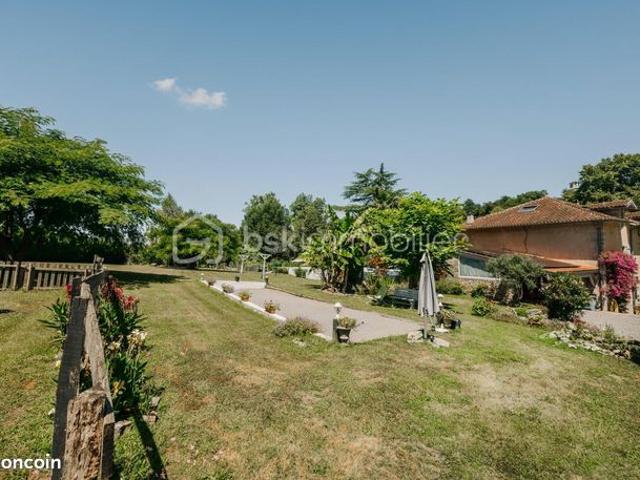 Maison 9 pièces 293 m²