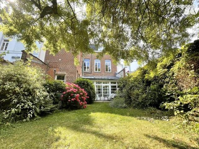 Maison 9 pièces 293 m²