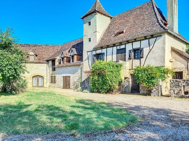 Maison 9 pièces 304 m²