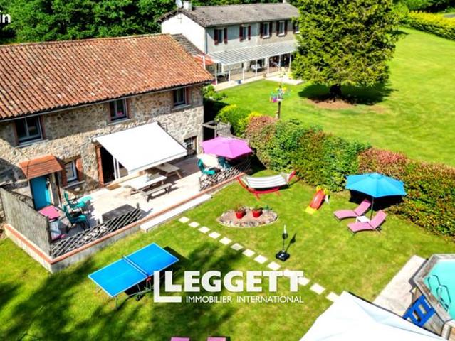 Maison 9 pièces 305 m²