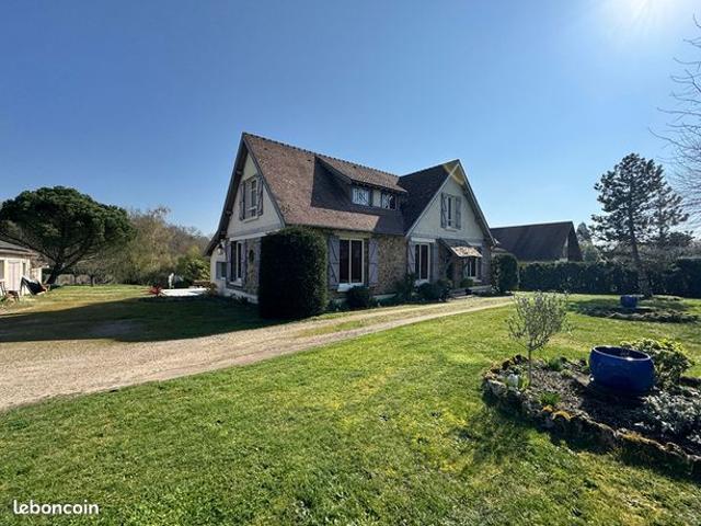Maison 9 pièces 306 m²