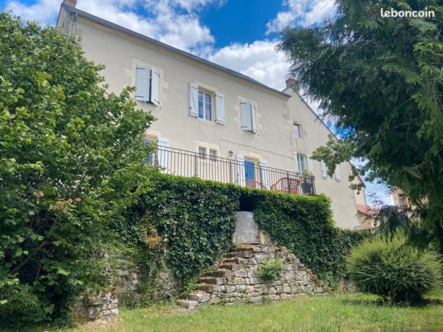 Maison 9 pièces 306 m²