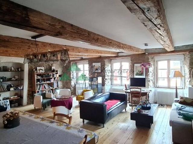 Maison 9 pièces 307 m²