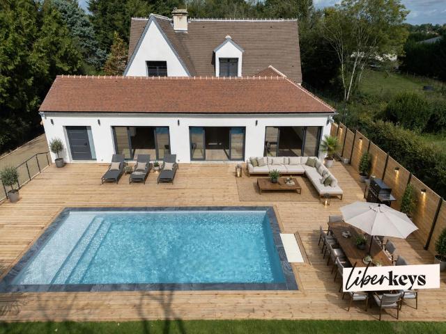 Maison 9 pièces 308 m²
