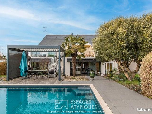 Maison 9 pièces 308 m²