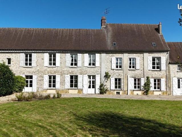 Maison 9 pièces 309 m²