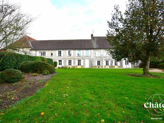 Maison 9 pièces 309 m²