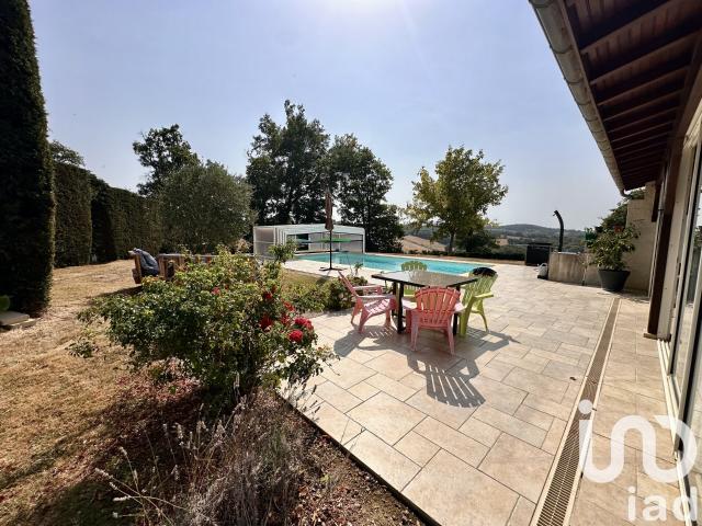 Maison 9 pièces 300 m²