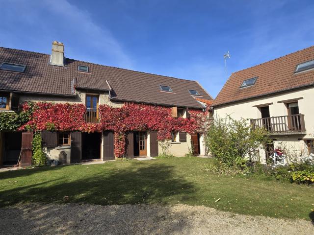 Maison 9 pièces 300 m²