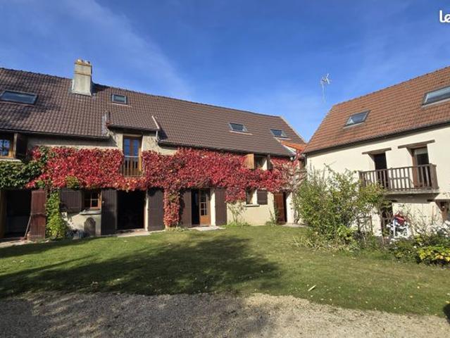 Maison 9 pièces 300 m²