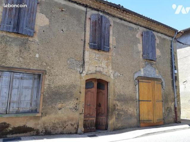 Maison 9 pièces 300 m²