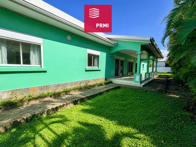 Maison 9 pièces 300 m²