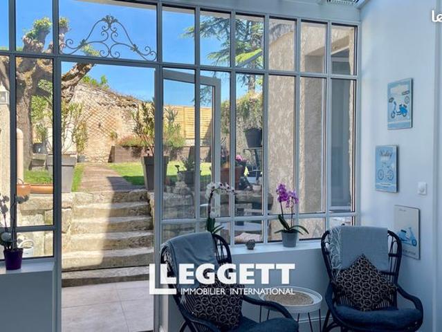 Maison 9 pièces 300 m²