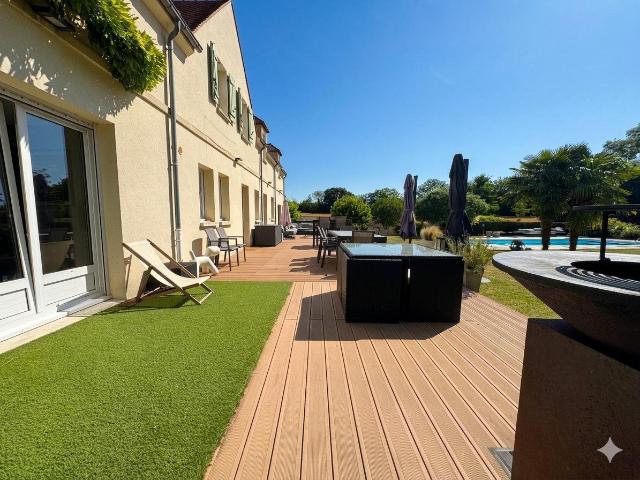 Maison 9 pièces 300 m²