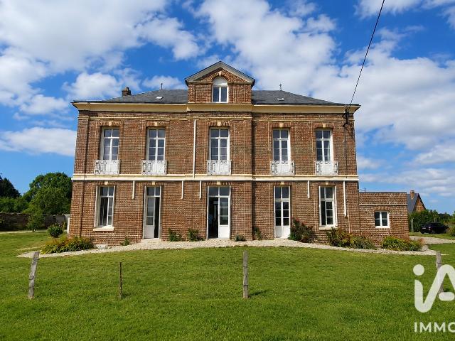 Maison 9 pièces 300 m²