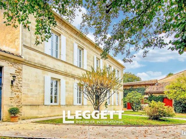 Maison 9 pièces 301 m²