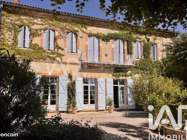 Maison 9 pièces 314 m²