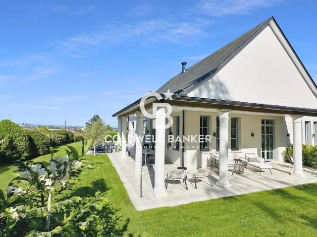 Maison 9 pièces 314 m²