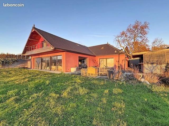 Maison 9 pièces 315 m²