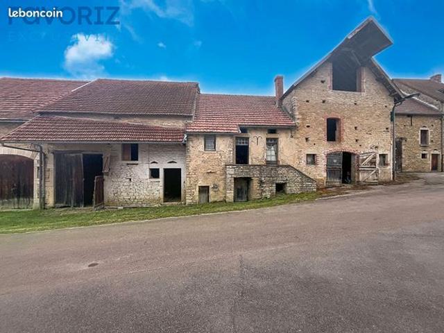 Maison 9 pièces 315 m²