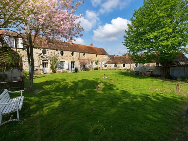 Maison 9 pièces 316 m²