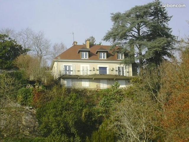 Maison 9 pièces 316 m²