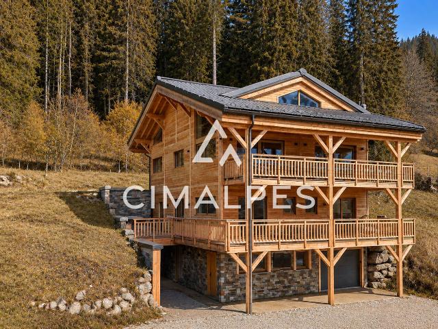 Maison 9 pièces 317 m²