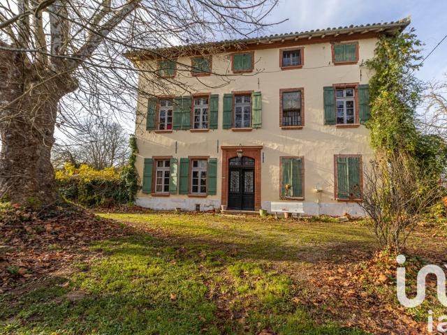 Maison 9 pièces 312 m²