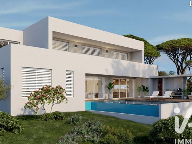 Maison 9 pièces 328 m²