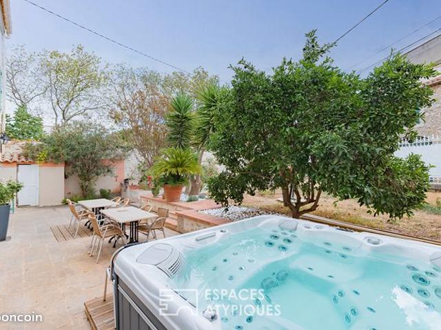 Maison 9 pièces 328 m²