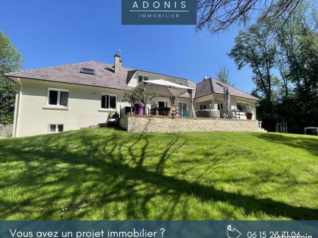 Maison 9 pièces 329 m²