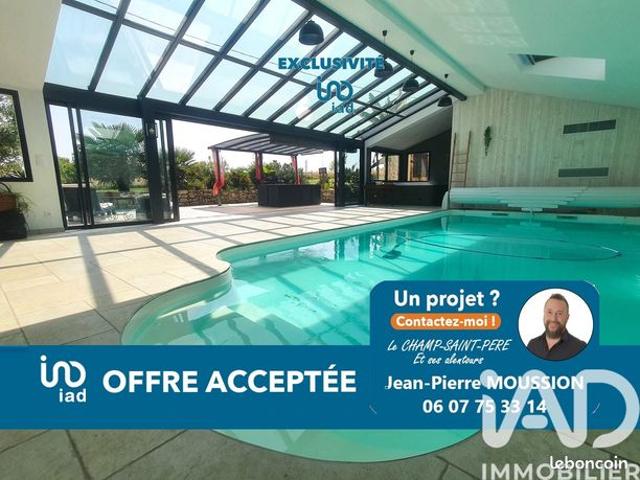 Maison 9 pièces 329 m²