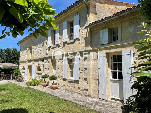 Maison 9 pièces 320 m²