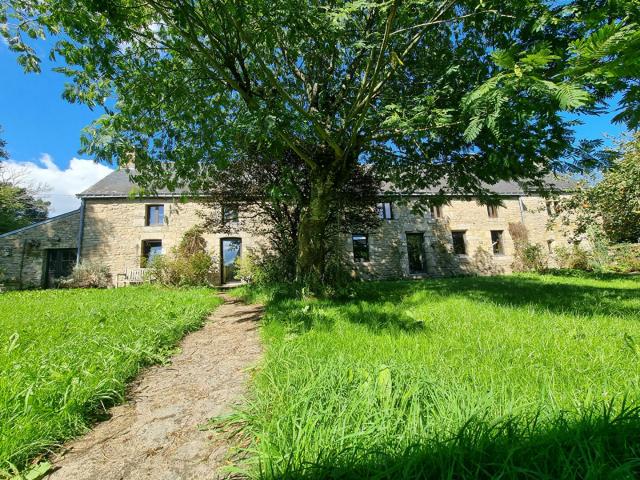 Maison 9 pièces 320 m²