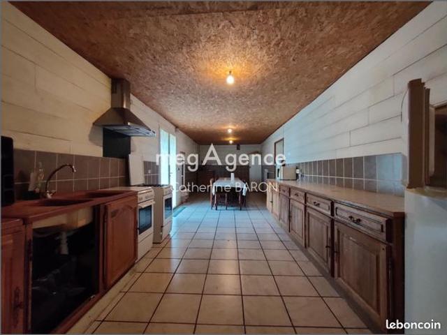 Maison 9 pièces 292 m²