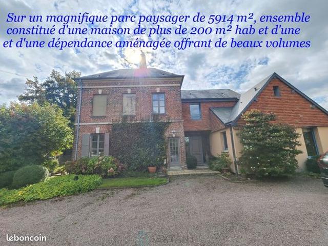 Maison 9 pièces 322 m²
