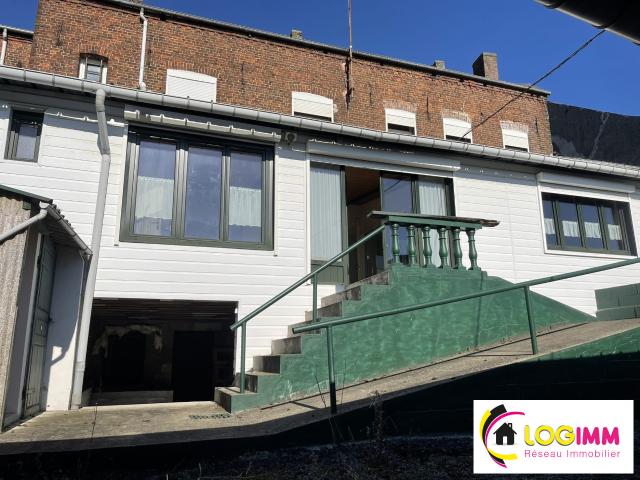 Maison 9 pièces 330 m²