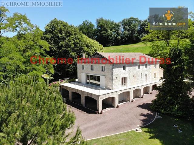 Maison 9 pièces 340 m²