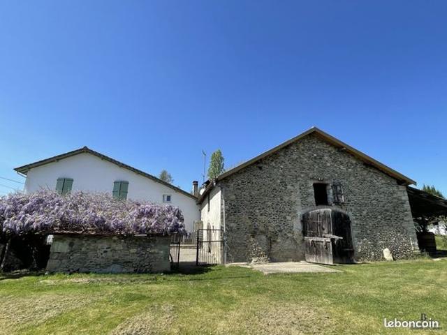 Maison 9 pièces 343 m²