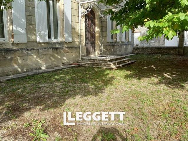 Maison 9 pièces 343 m²