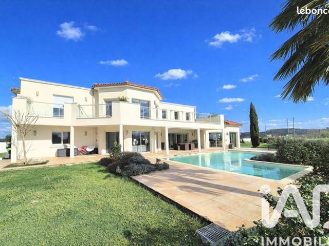 Maison 9 pièces 356 m²