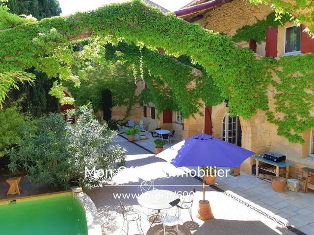 Maison 9 pièces 350 m²