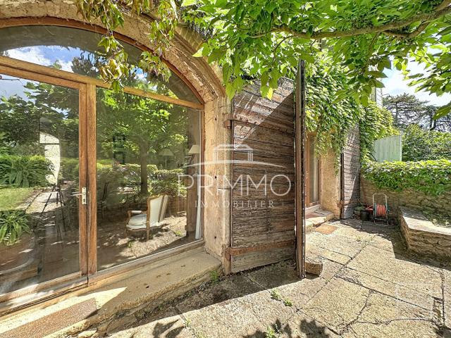 Maison 9 pièces 350 m²