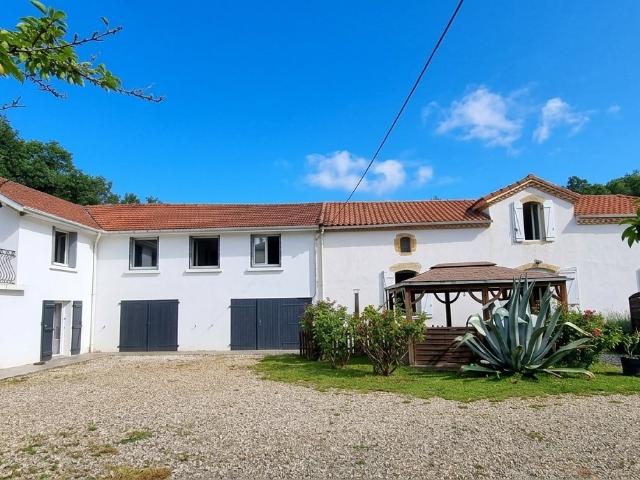 Maison 9 pièces 350 m²