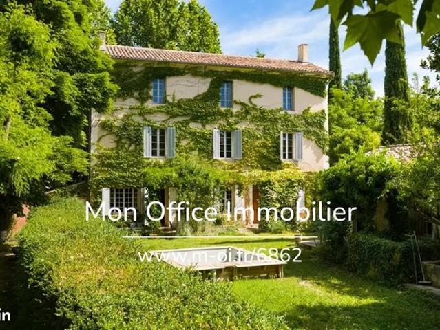 Maison 9 pièces 350 m²